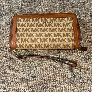 Michael Kors wallet